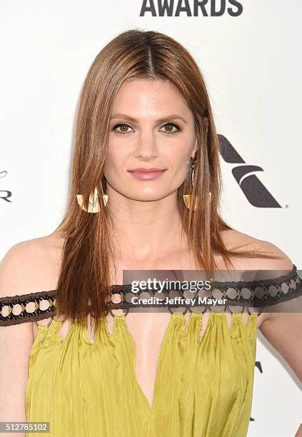 6.641 Stana Katic Fotos und hochauflösende Bilder